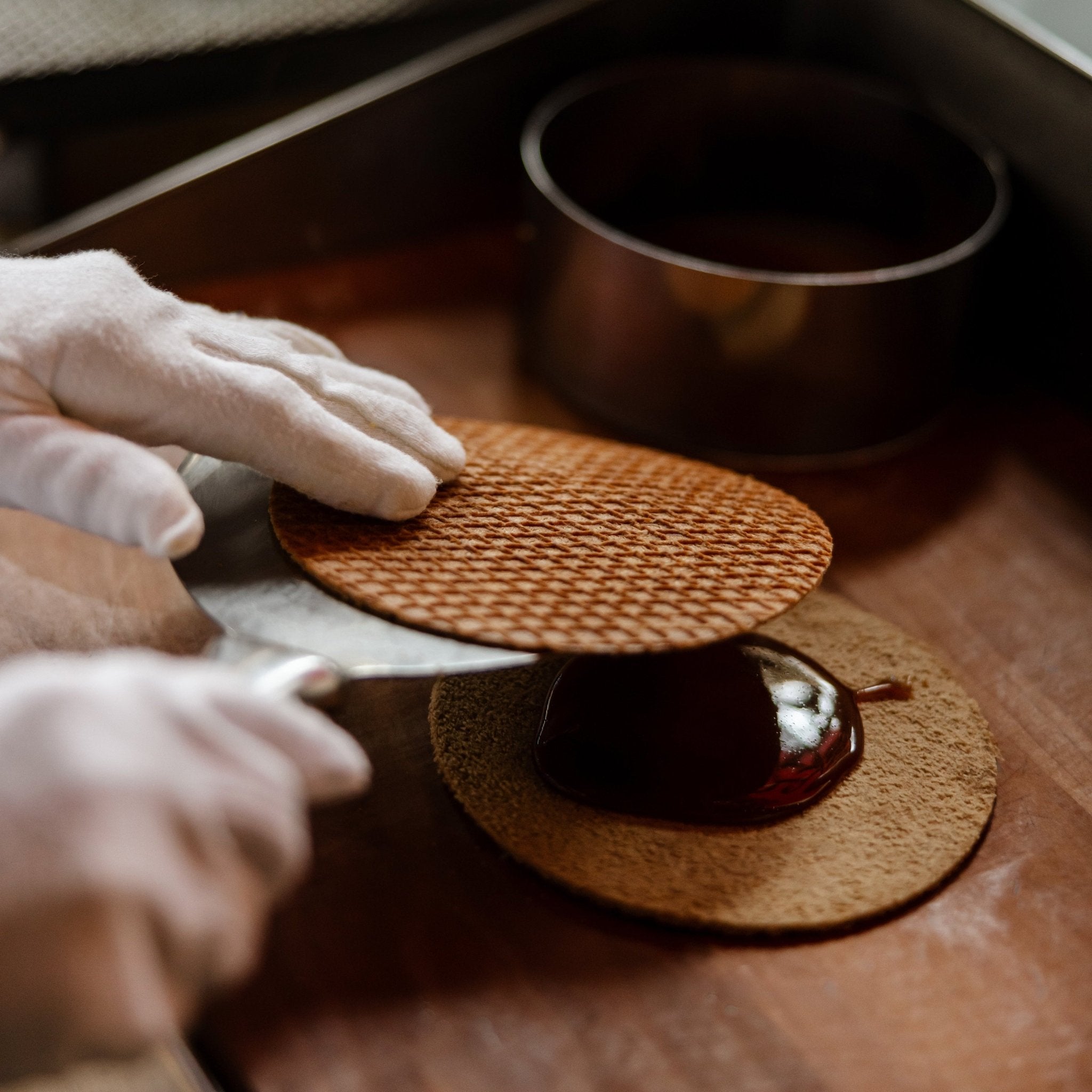 Classic Stroopwafel White Can - 10 pc - Hans Egstorf